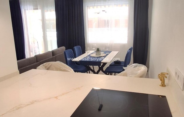 Herverkoop - Appartement / flat - Torrevieja - Acequion