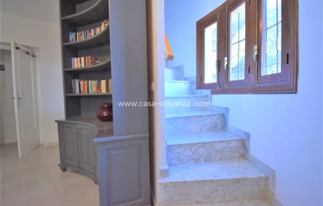 Resale - Villa - Orihuela Costa - Villamartín