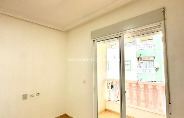 Herverkoop - Appartement / flat - Torrevieja - Center