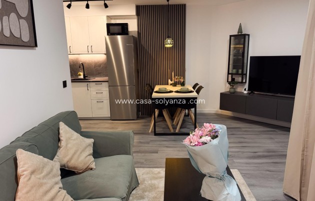 Herverkoop - Appartement / flat - Torrevieja - Center