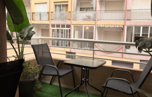 Herverkoop - Appartement / flat - Torrevieja - Center