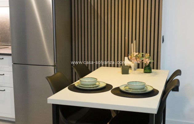 Herverkoop - Appartement / flat - Torrevieja - Center