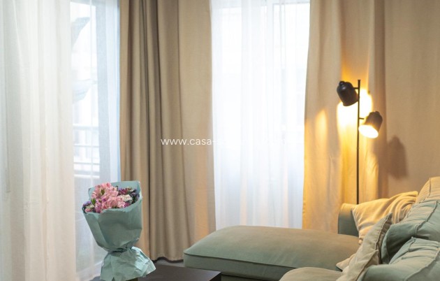 Herverkoop - Appartement / flat - Torrevieja - Center