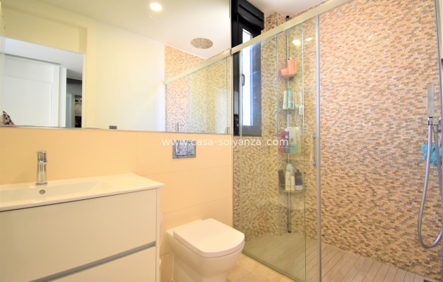 Resale - Villa - Orihuela Costa - Villamartín
