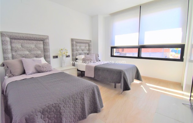 Resale - Villa - Orihuela Costa - Villamartín