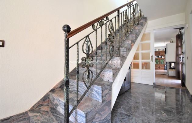 Revente - Villa - Orihuela Costa - Villamartín