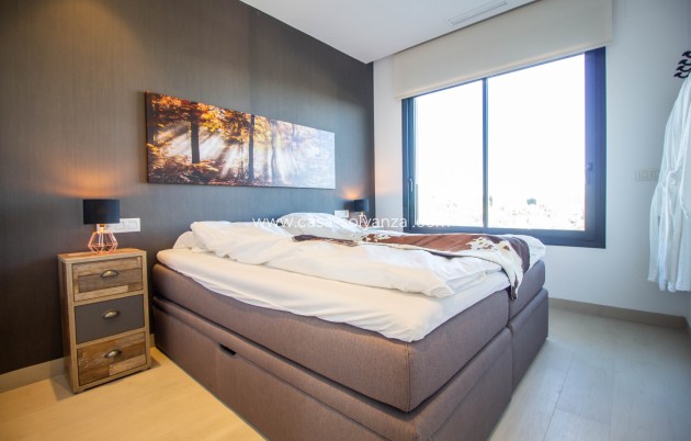 Resale - Apartment / flat - Las Colinas Golf Resort