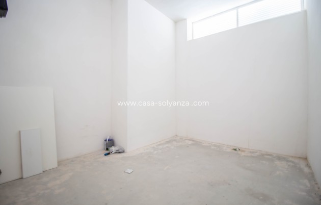 Resale - Apartment / flat - Las Colinas Golf Resort