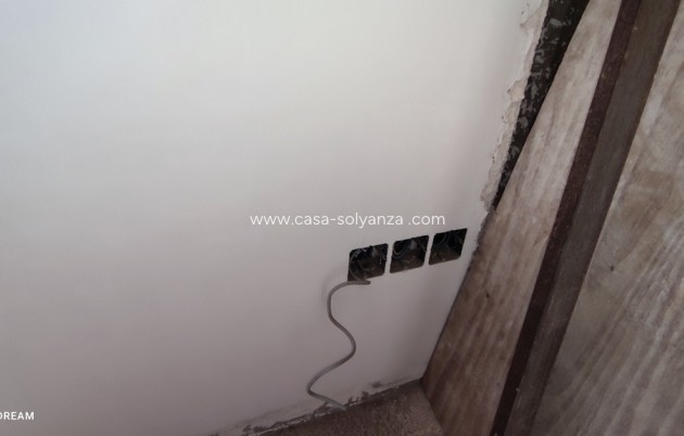 Resale - Apartment / flat - Caudete