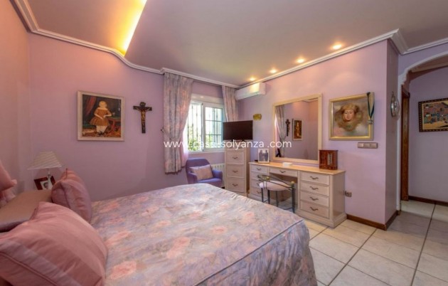 Resale - Villa - Torrevieja - La Mata
