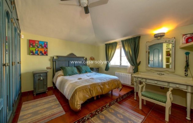 Resale - Villa - Torrevieja - La Mata