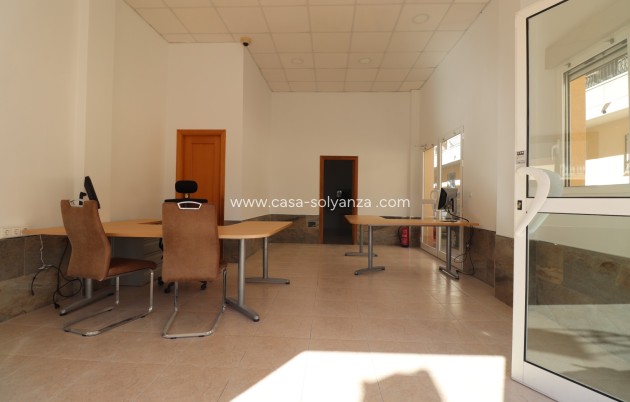 Resale - Commercial - Jacarilla