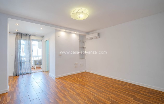 Resale - Apartament - Torrevieja