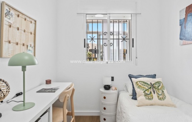 Herverkoop - Appartement / flat - Orihuela Costa - La Florida