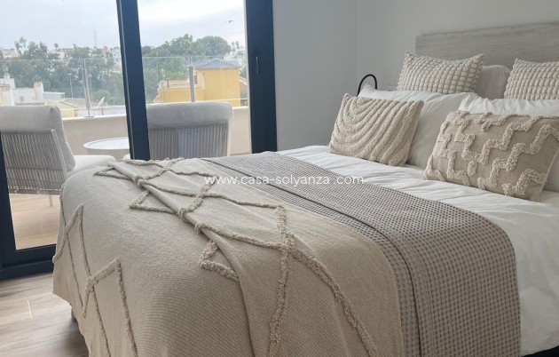 Herverkoop - Appartement / flat - Orihuela Costa - Las Filipinas