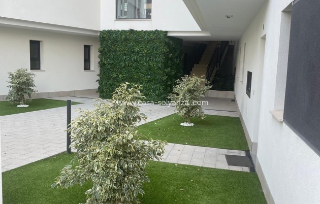 Herverkoop - Appartement / flat - Orihuela Costa - Las Filipinas
