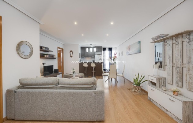 Herverkoop - Appartement / flat - Torrevieja - Center