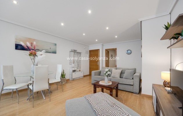 Herverkoop - Appartement / flat - Torrevieja - Center