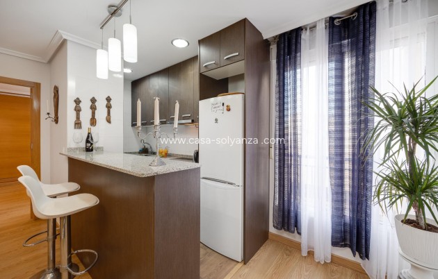 Herverkoop - Appartement / flat - Torrevieja - Center