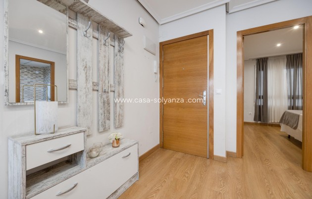 Herverkoop - Appartement / flat - Torrevieja - Center