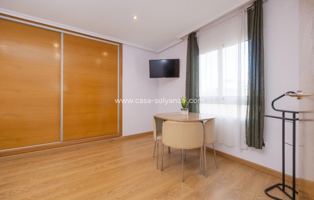 Herverkoop - Appartement / flat - Torrevieja - Center