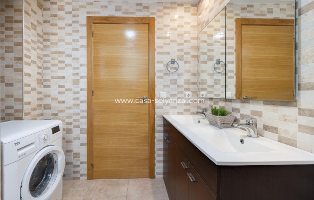Herverkoop - Appartement / flat - Torrevieja - Center