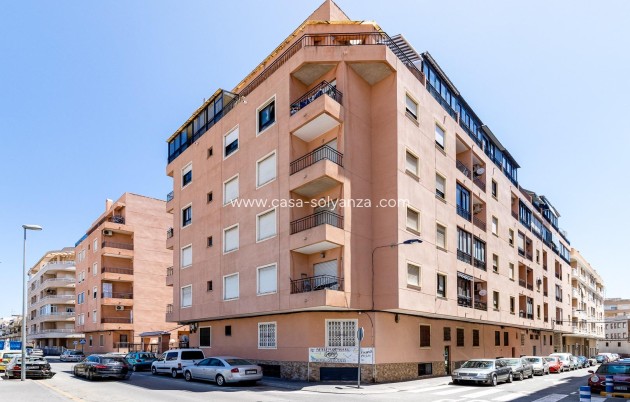 Herverkoop - Appartement / flat - Torrevieja - Center