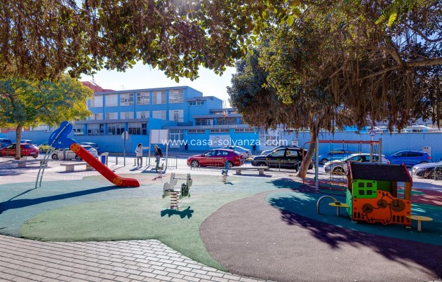 Herverkoop - Appartement / flat - Torrevieja - Center