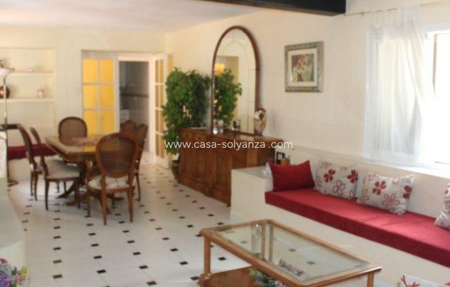 Resale - Villa - Orihuela Costa - Villamartín