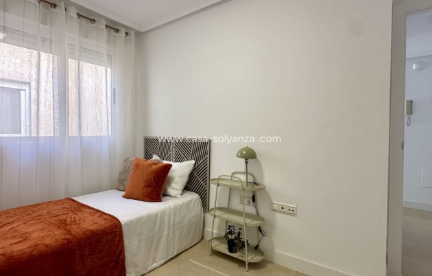 Herverkoop - Appartement / flat - Torrevieja - Costa Blanca