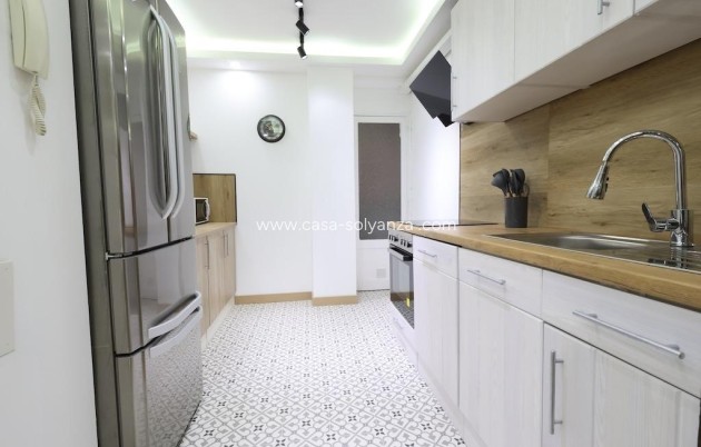 Herverkoop - Appartement / flat - Torrevieja - Center