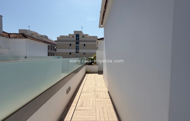 Herverkoop - Villa - Orihuela - Villamartin