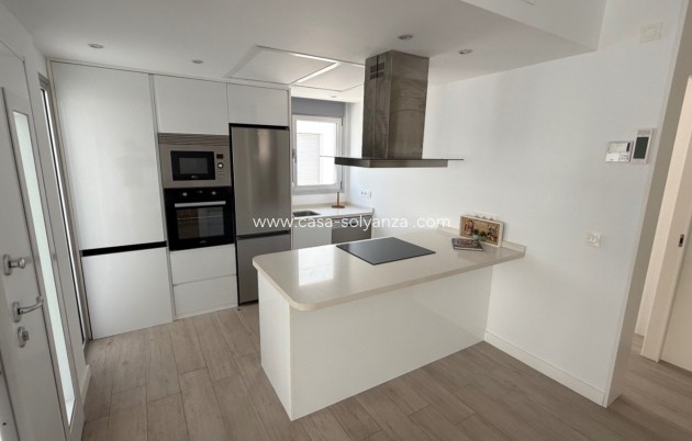 Herverkoop - Villa - Orihuela - Villamartin