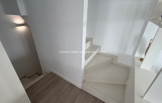 Herverkoop - Villa - Orihuela - Villamartin
