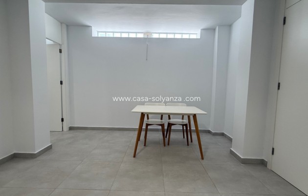 Herverkoop - Villa - Orihuela - Villamartin