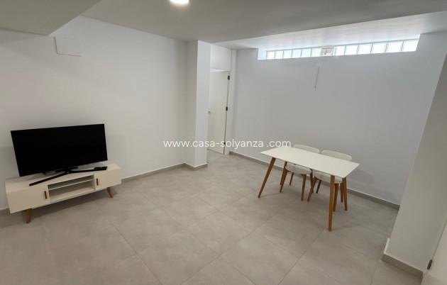 Herverkoop - Villa - Orihuela - Villamartin