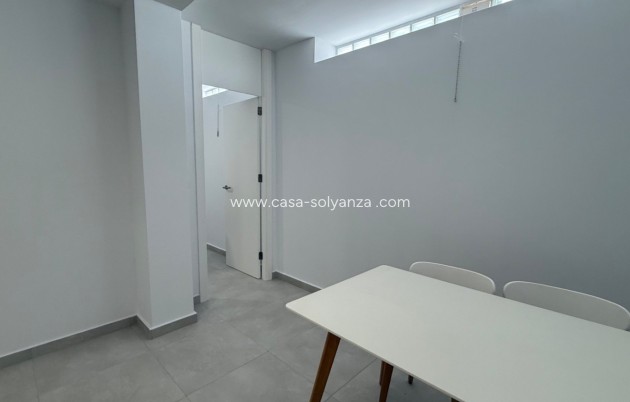 Herverkoop - Villa - Orihuela - Villamartin