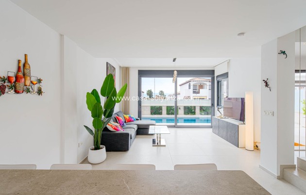 Herverkoop - Villa - Punta Prima
