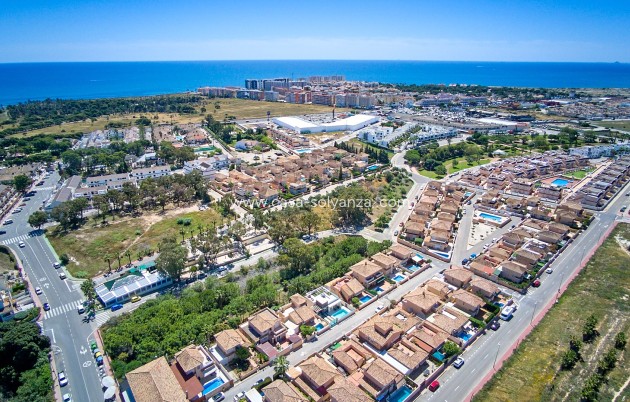 Reventa - Villa - Punta Prima