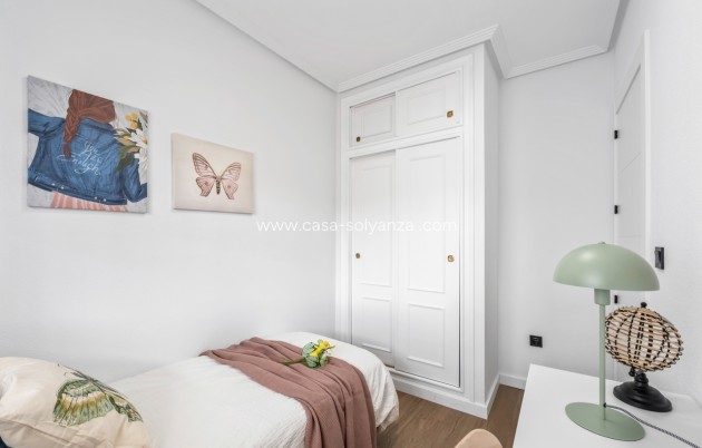 Herverkoop - Appartement / flat - Playa Flamenca - Costa Blanca