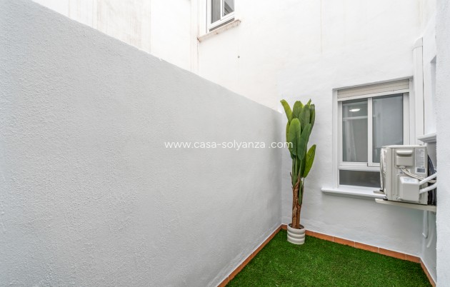 Herverkoop - Appartement / flat - Playa Flamenca - Costa Blanca