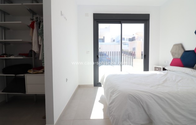 Resale - Villa - Ciudad Quesada - Pueblo Lucero