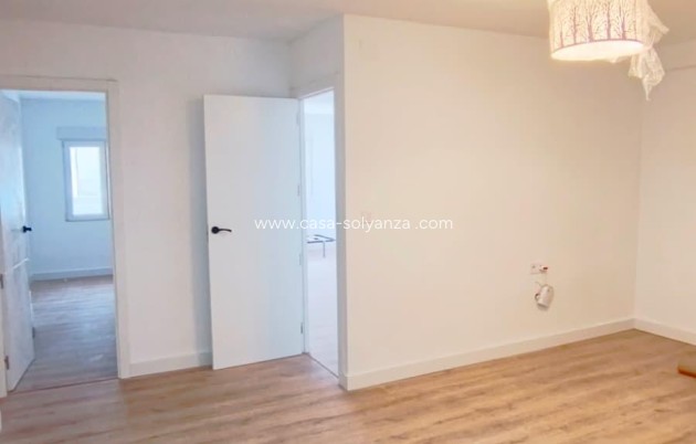 Herverkoop - Appartement / flat - Torrevieja - Center