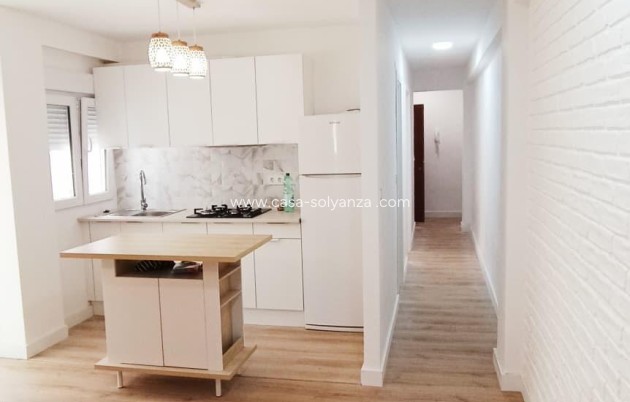 Herverkoop - Appartement / flat - Torrevieja - Center