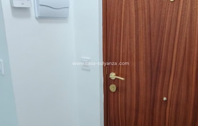 Herverkoop - Appartement / flat - Torrevieja - Center