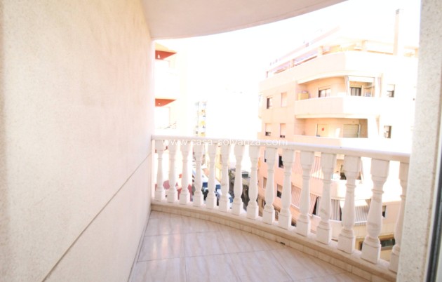 Wiederverkauf - Wohnung - Torrevieja - Center