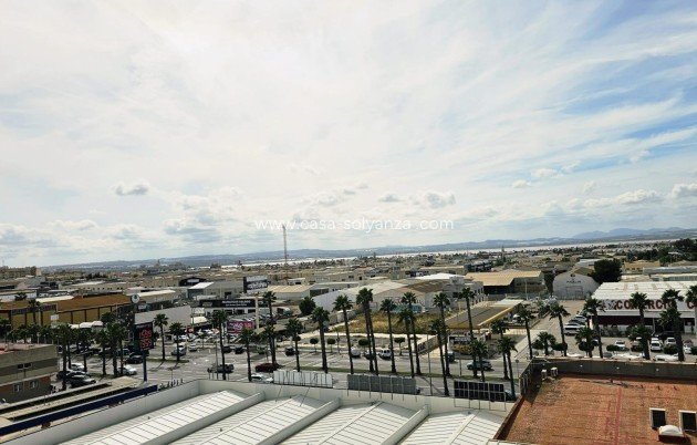 Herverkoop - Appartement / flat - Torrevieja - Nueva Torrevieja