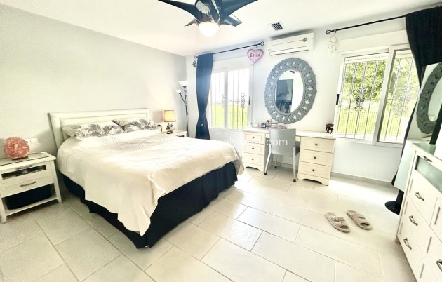Herverkoop - Villa - Catral - Costa Blanca
