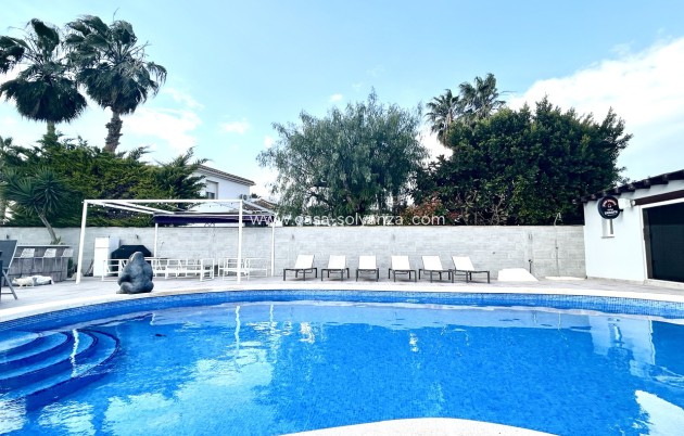 Herverkoop - Villa - Catral - Costa Blanca