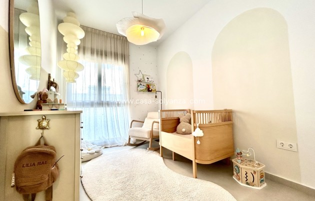 Herverkoop - Villa - Las Filipinas - Inland